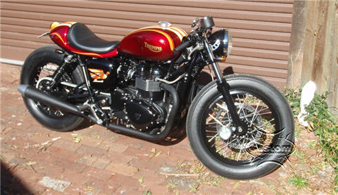 triumph cafe racer